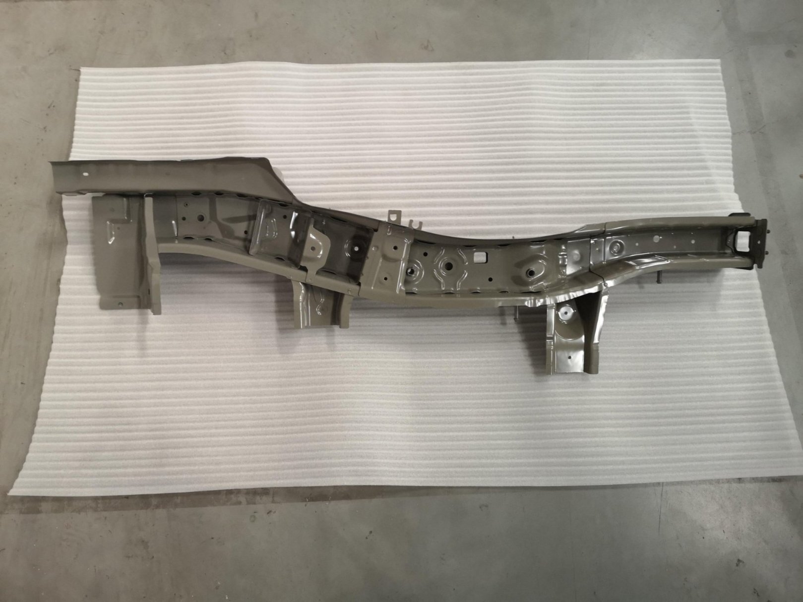 Right Rear Longitudinal Beam Assembly