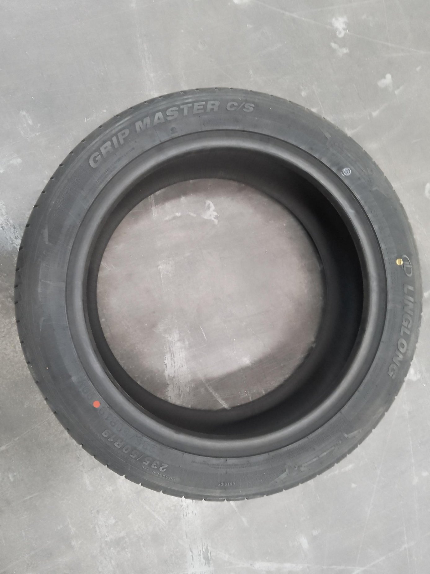Radial Tire