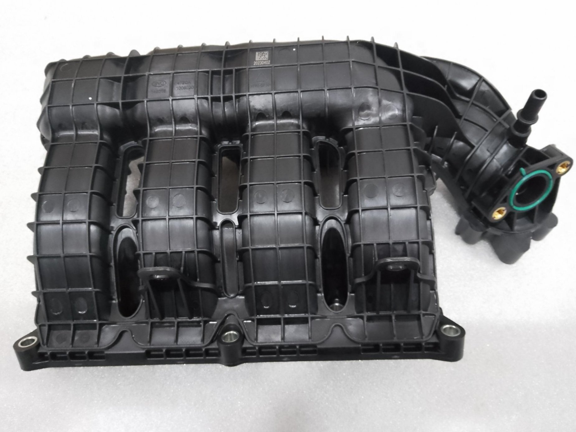 Intake manifold assembly