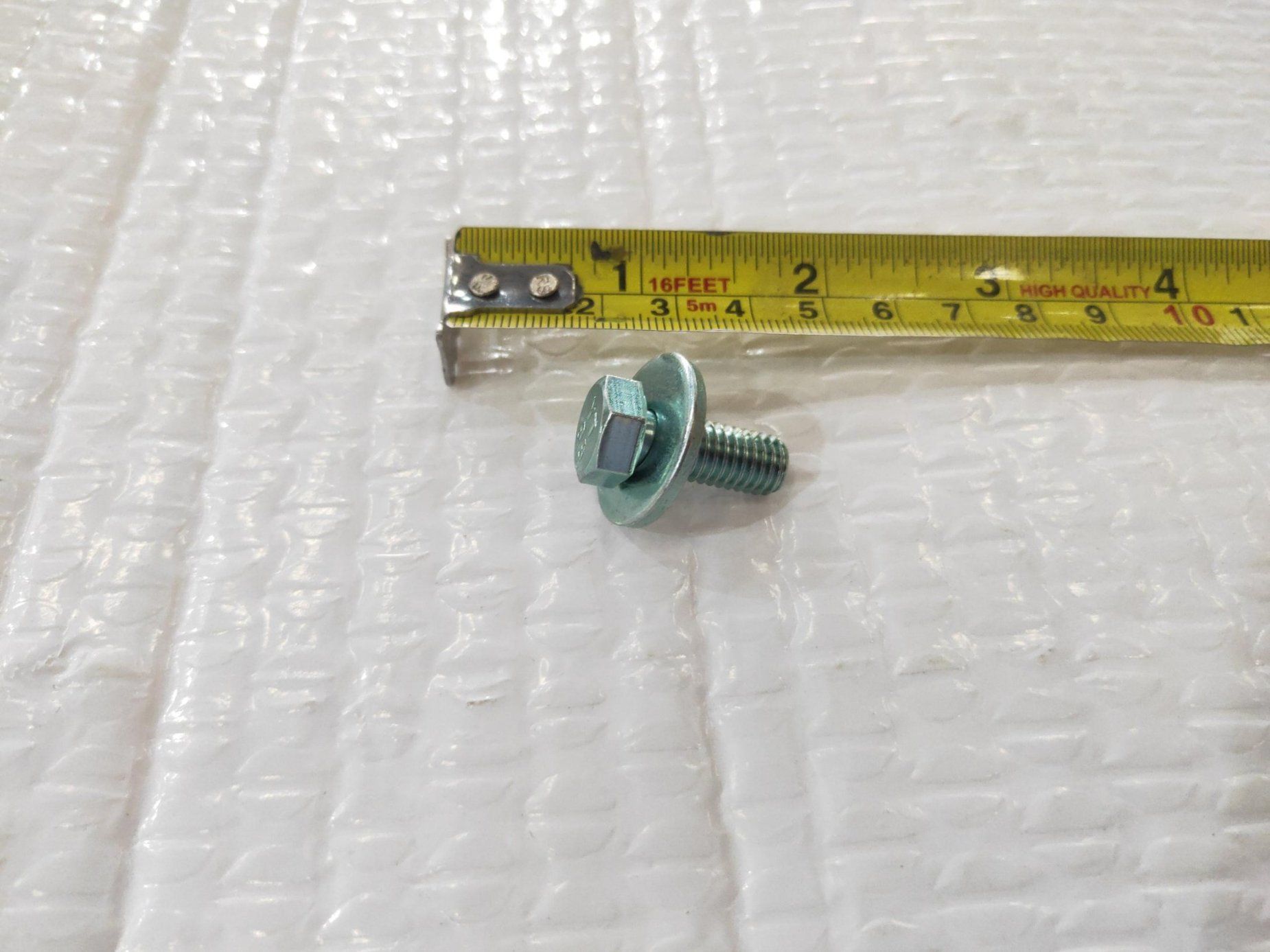 BYDQ1400820T1F36HP1.25_Hex Head Bolt and Flat Washer Assembly