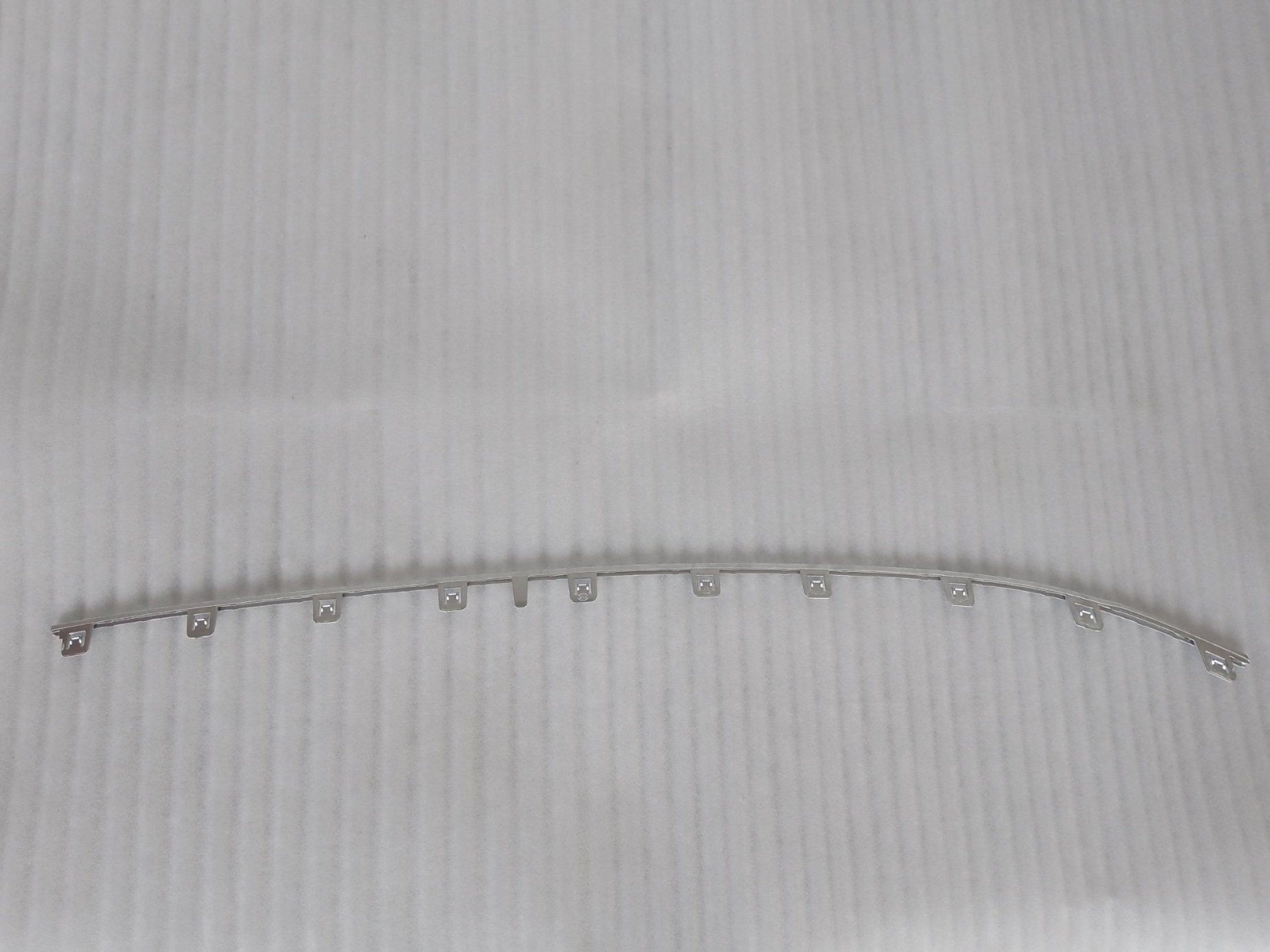 Front Bumper Left Trim Strip Ⅳ