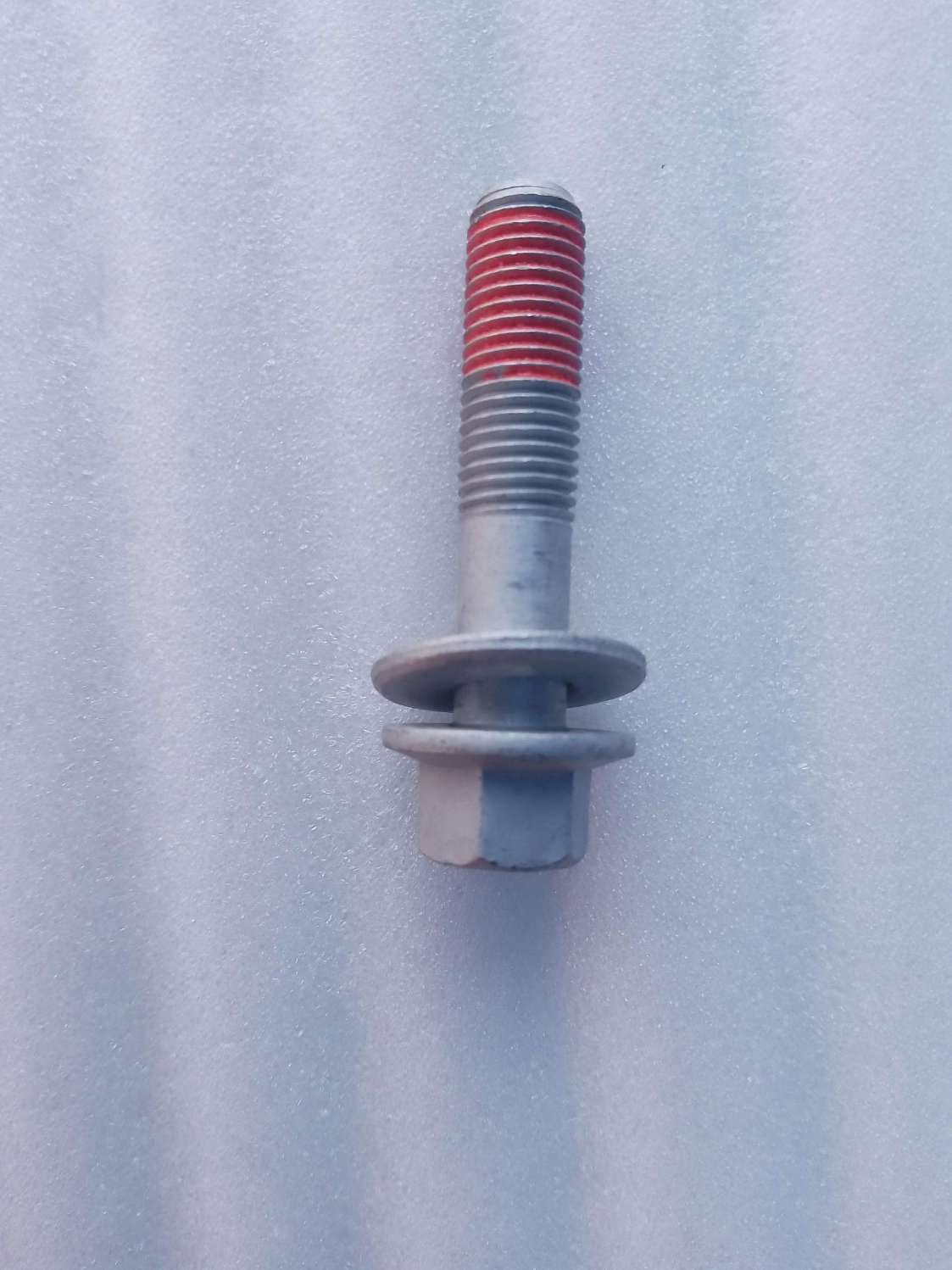 BYDQ183C1252TF61KSP1.5 Hex Flange Bolt and Plain Washer Assembly
