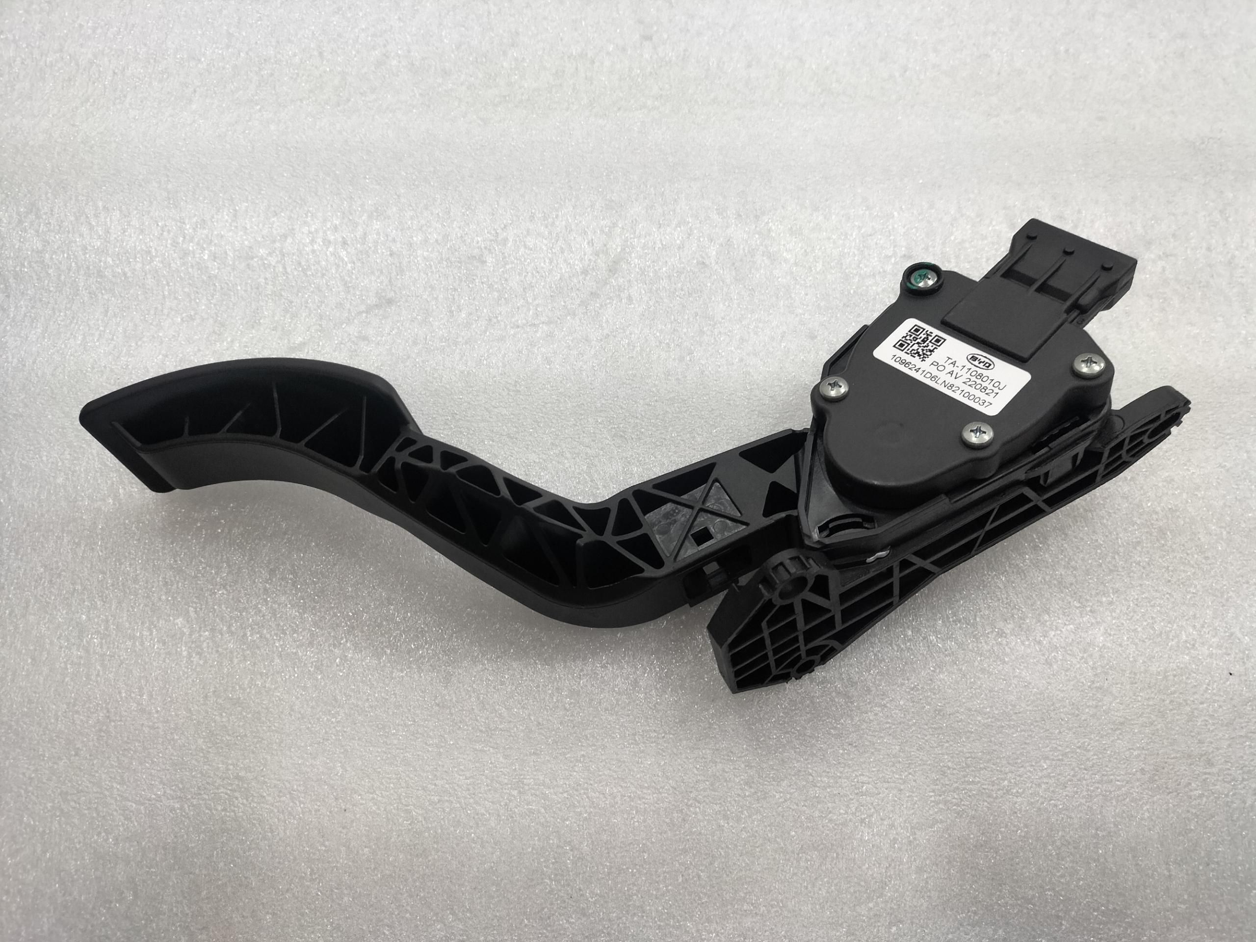 Electronic Accelerator Pedal Assembly