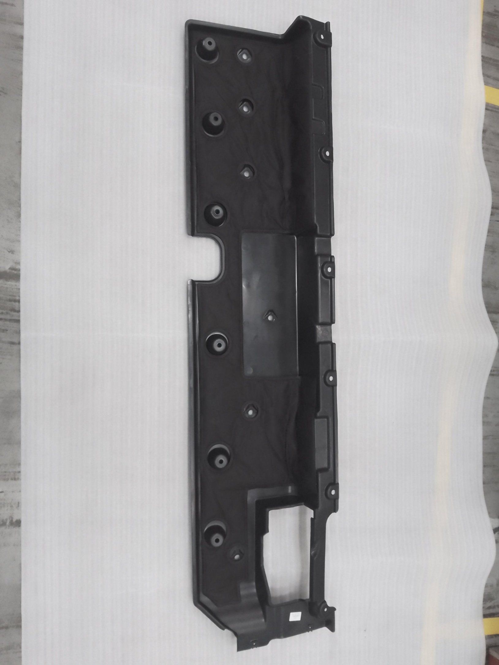 Front Floor Left Side Mudguard Assembly