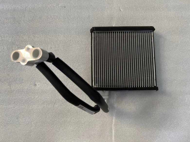 Indoor condenser assembly