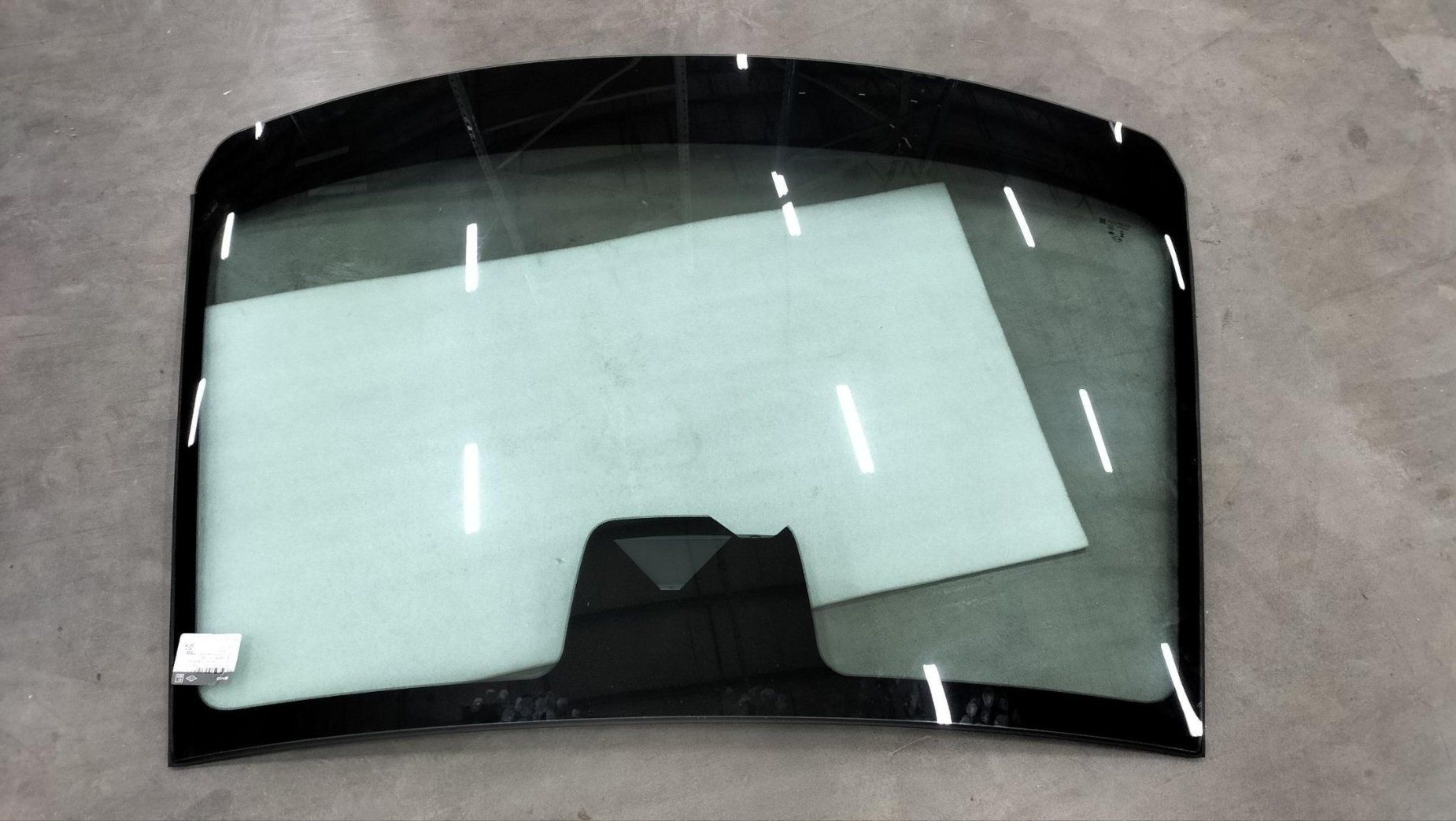 Front Windshield Glass Assembly