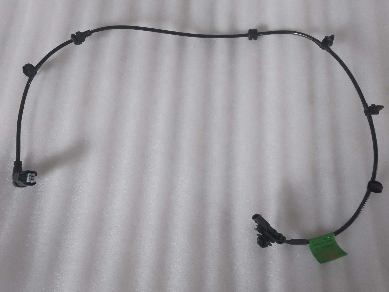 Front Compartment Wiring Harness Right Front Wheel Speed Sensor Sub-Wire
