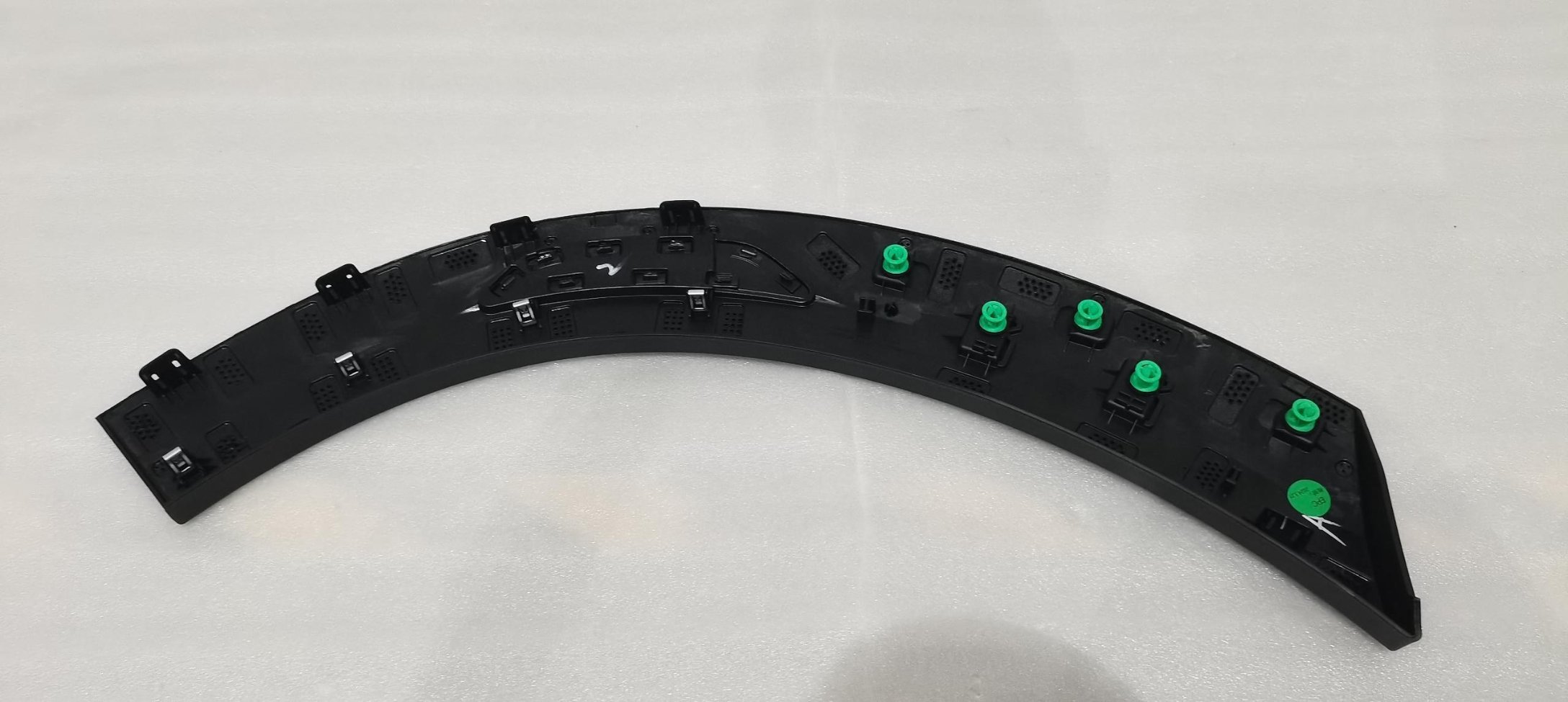 Left Rear Wheel Arch Trim Panel Assembly