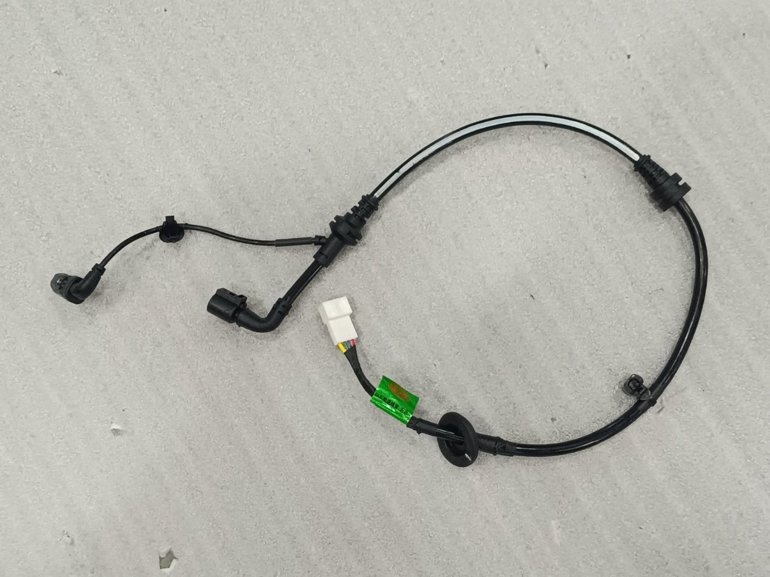 Floor wiring harness right rear wheel speed sensor pigtail