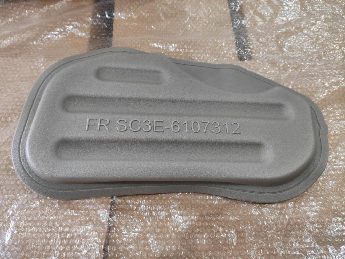 Right front door sealing plug Ⅰ