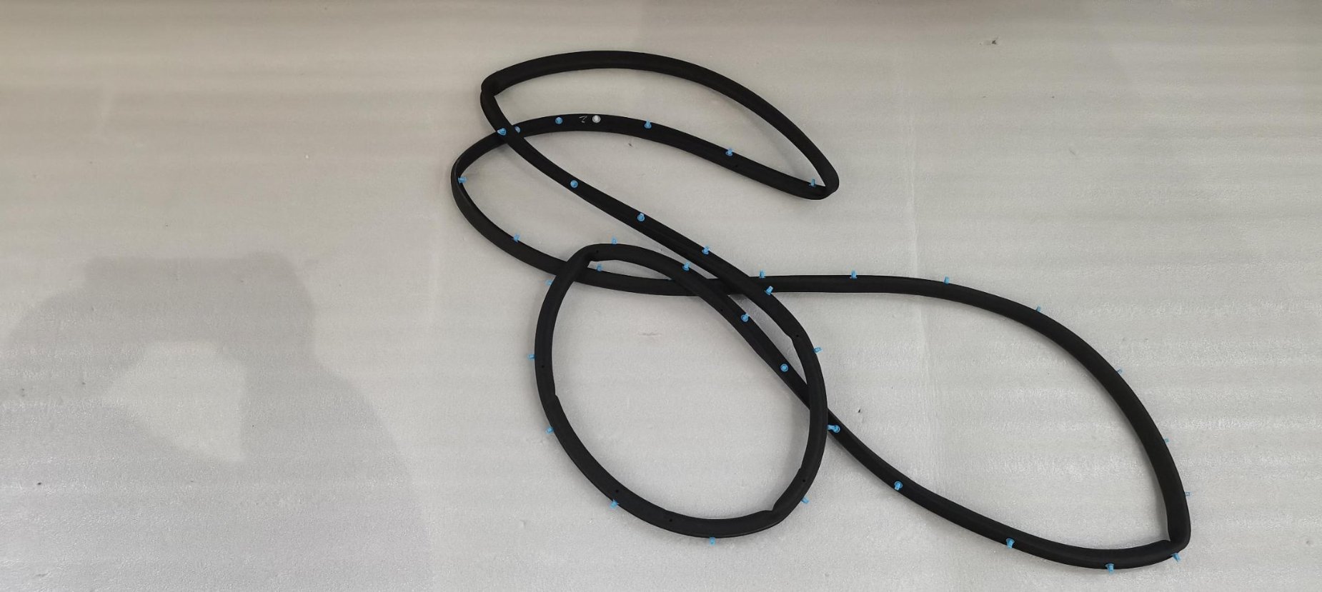 Right front door weatherstrip