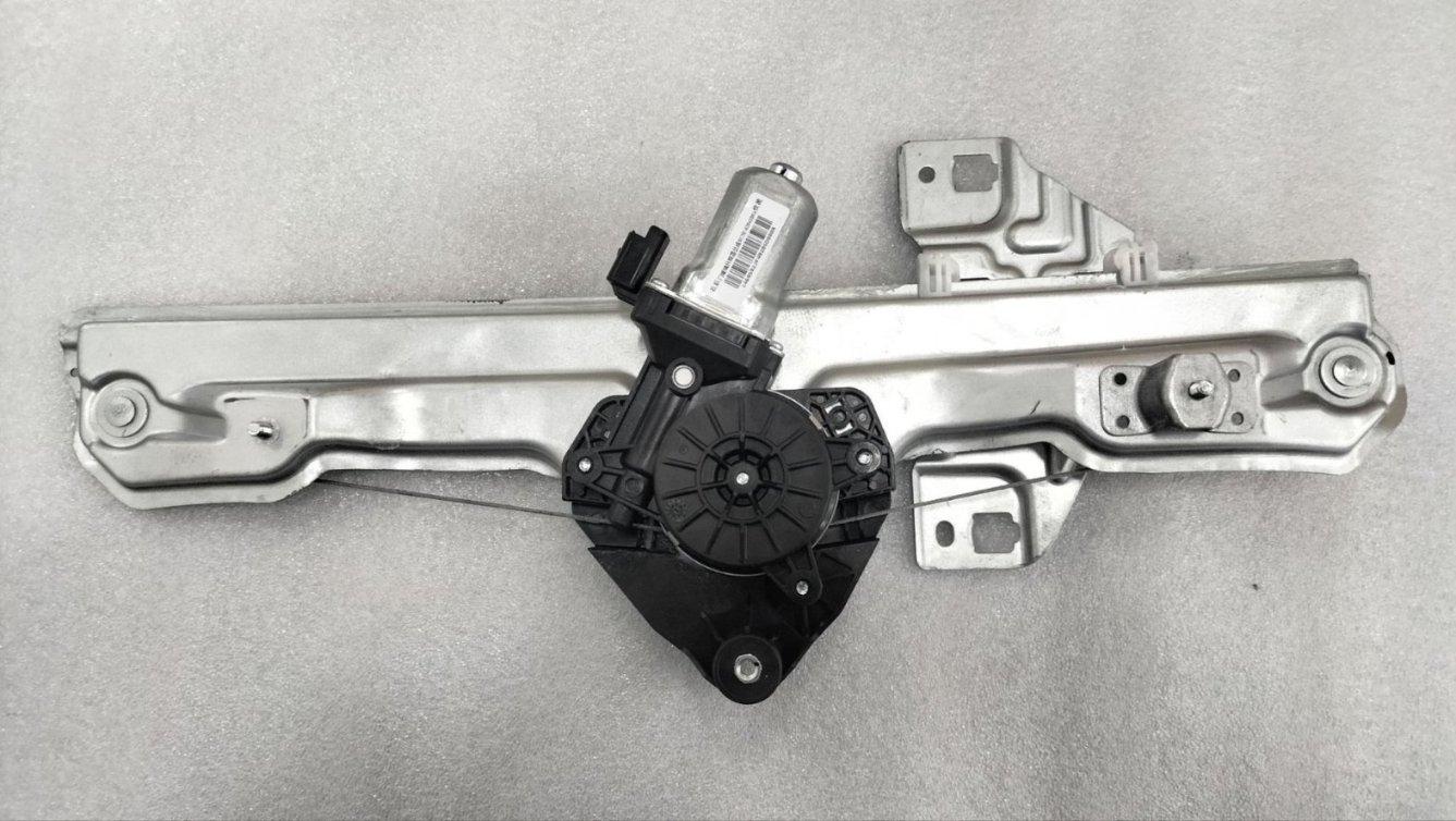 Right rear door window regulator assembly
