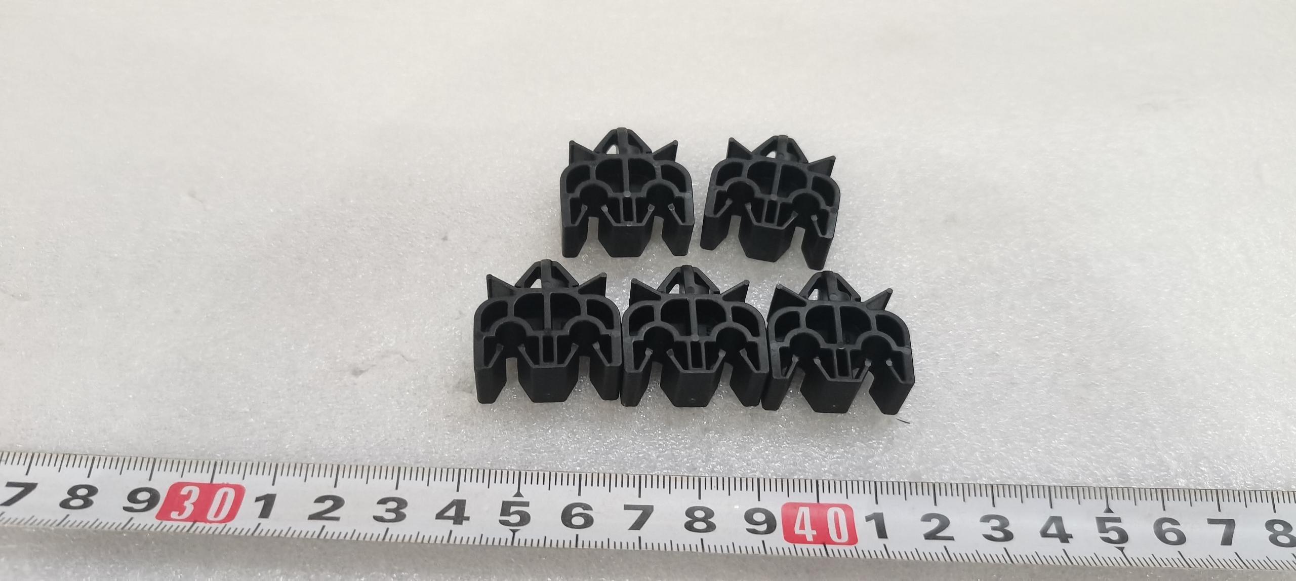 BYDQ682A05T-3_Two-Hole Pipe Clamp