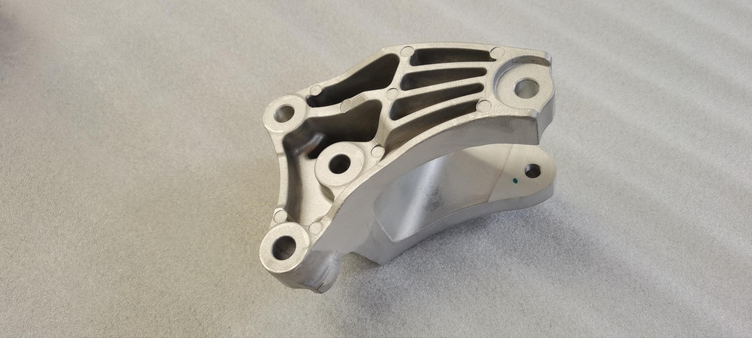 Powertrain Rear Mount Bracket Assembly