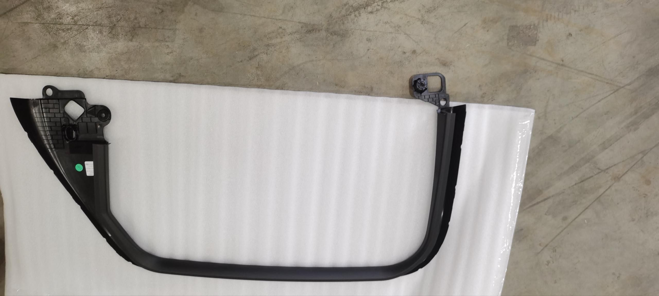 Left Rear Door Window Frame Trim Panel Assembly