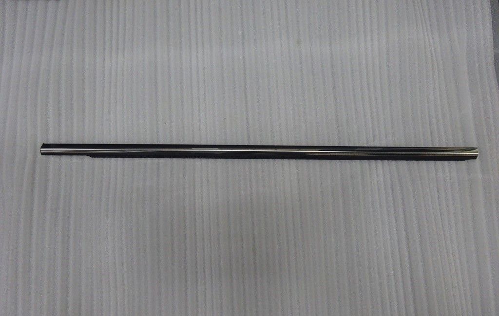 Left front door exterior belt weatherstrip
