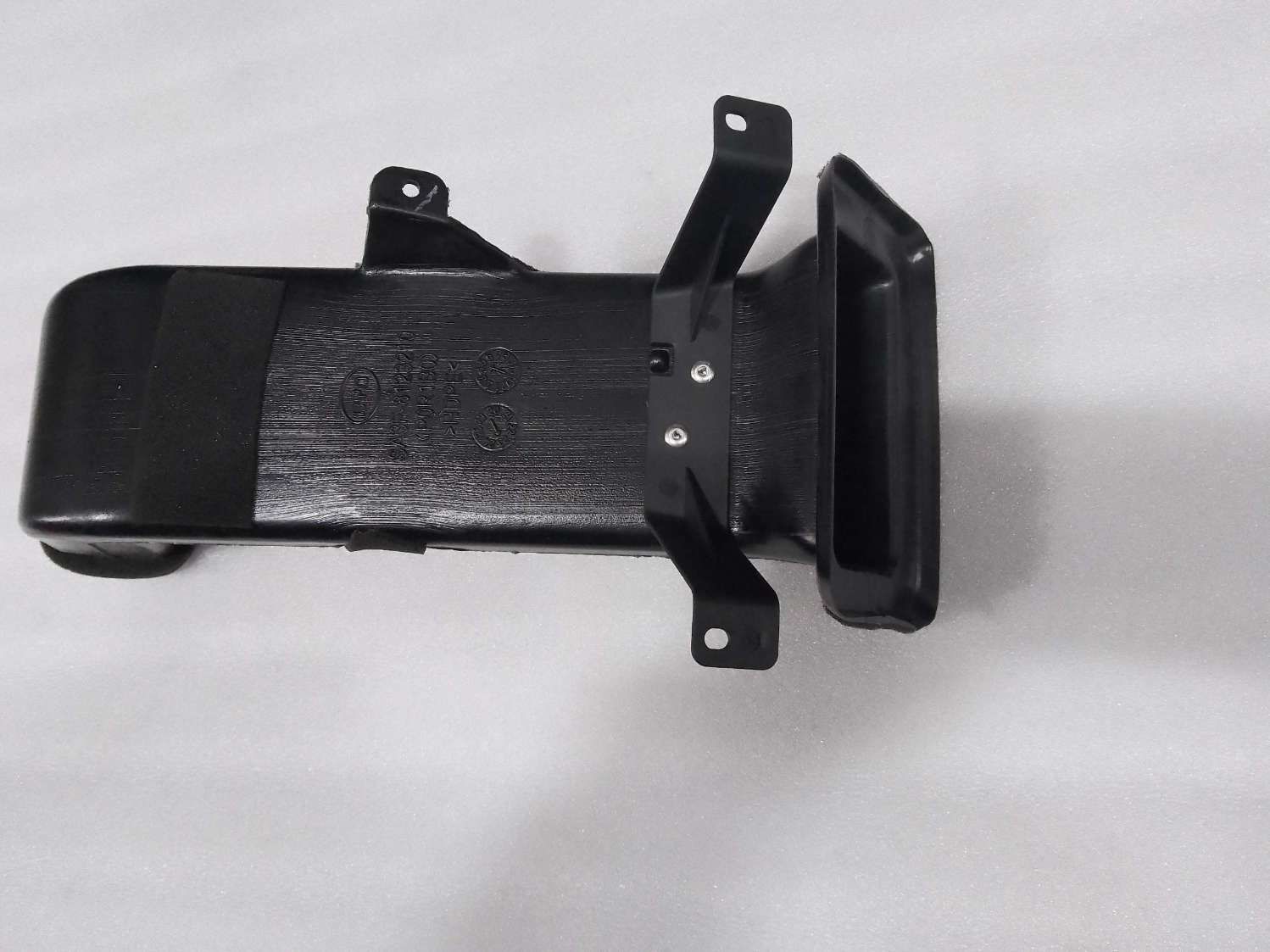 Rear Row Face-Vent Air Duct Assembly I