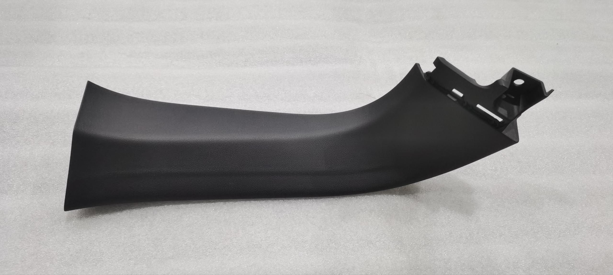 Tailgate Left Trim Panel Assembly – Dark Black 5