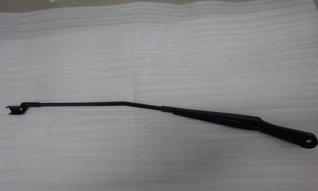 Front Wiper Right Arm Assembly