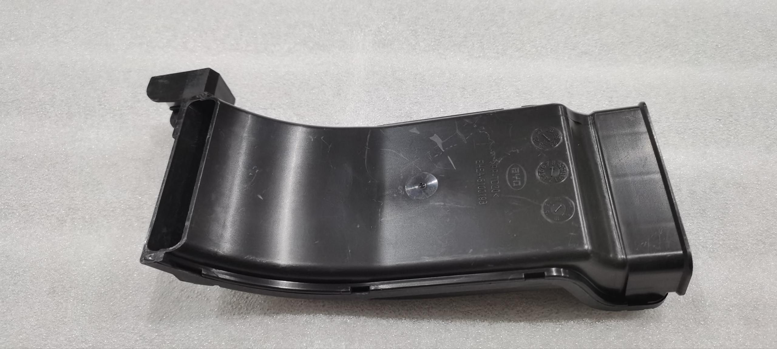 Driver Seat Foot Air Duct Assembly