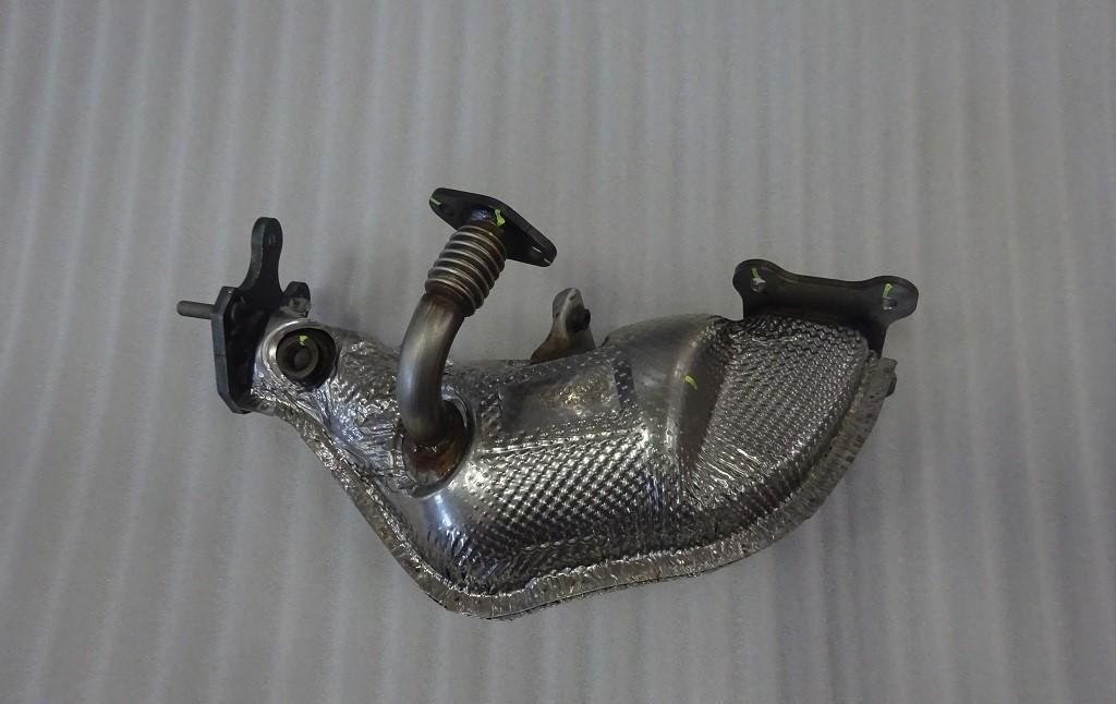 Catalytic Converter with Exhaust Pipe Assembly
