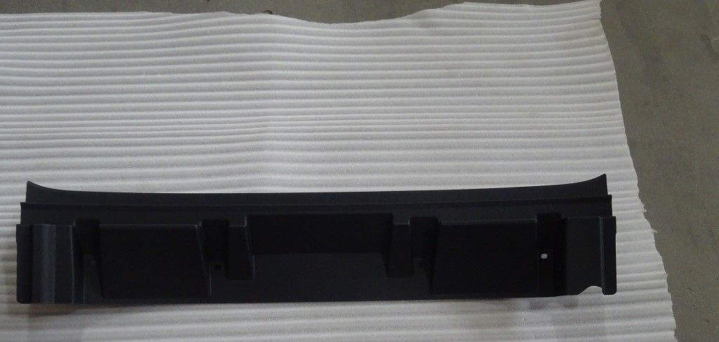 Rear Panel Step Plate Assembly - Deep Black 5