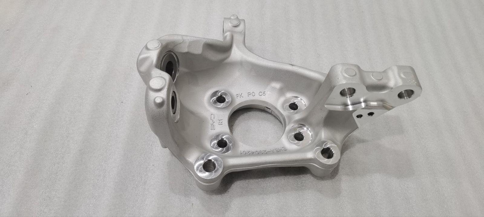 Right front steering knuckle