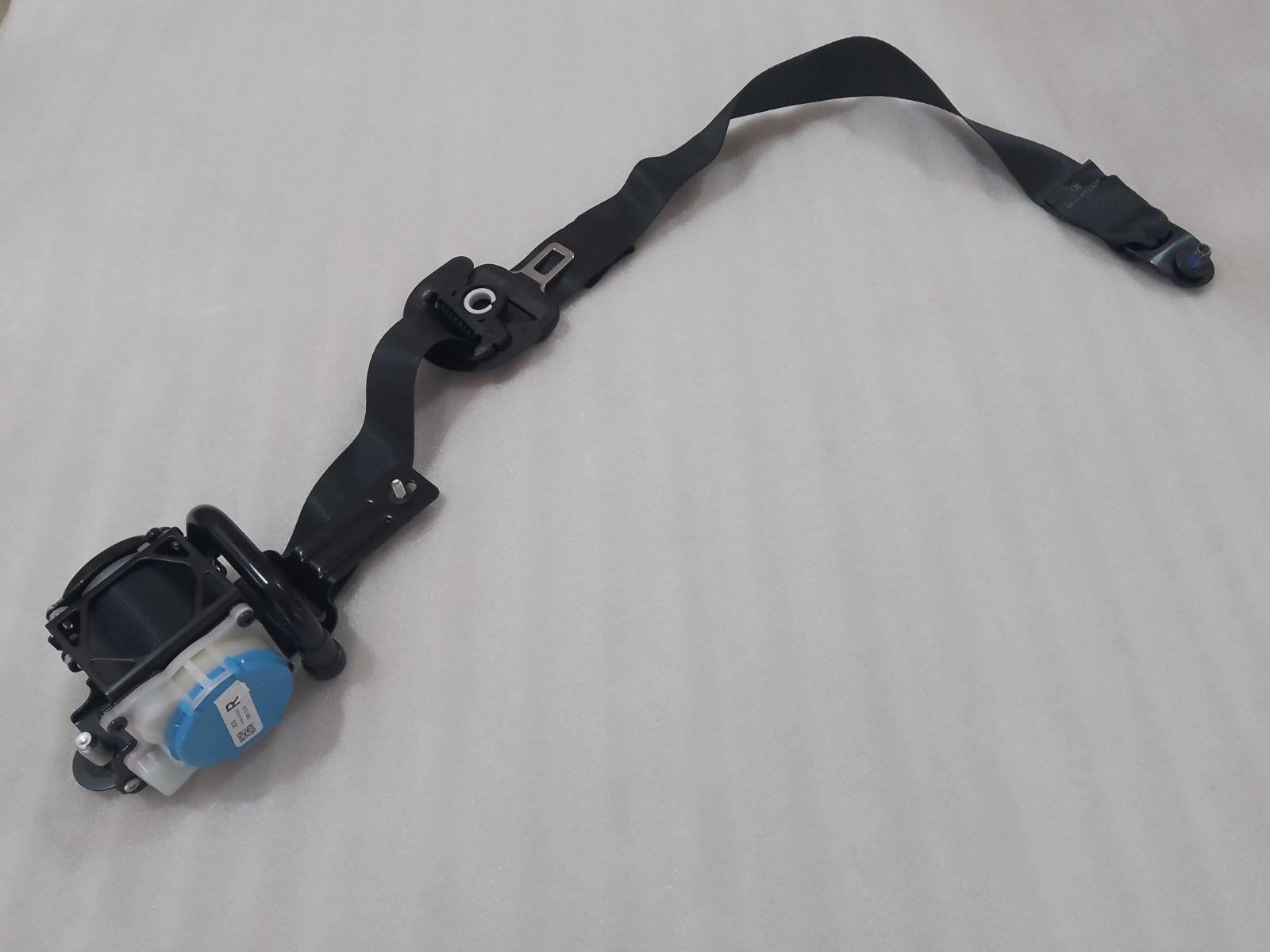 Right Front Seat Belt Assembly
