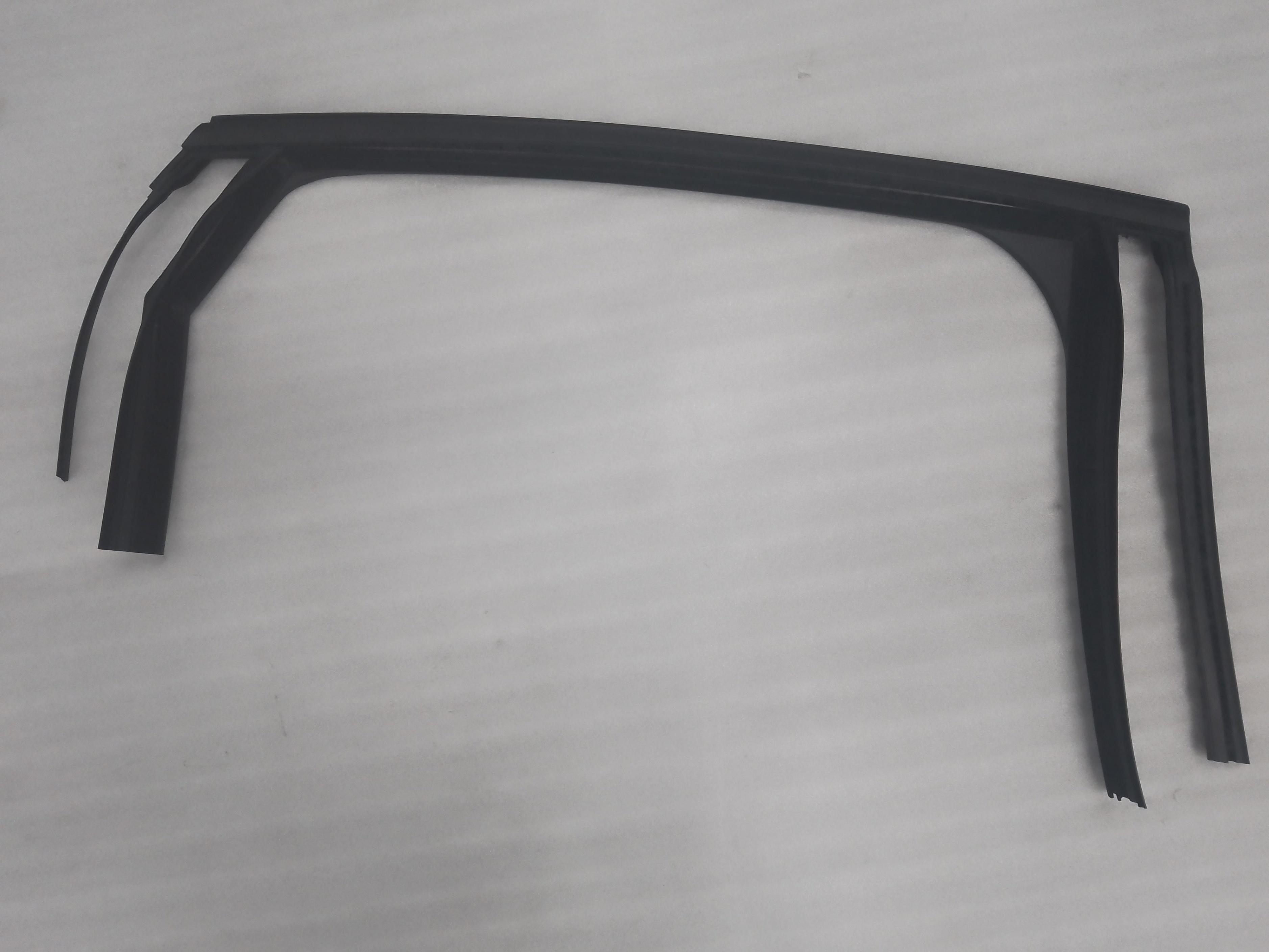 Right rear door glass run channel