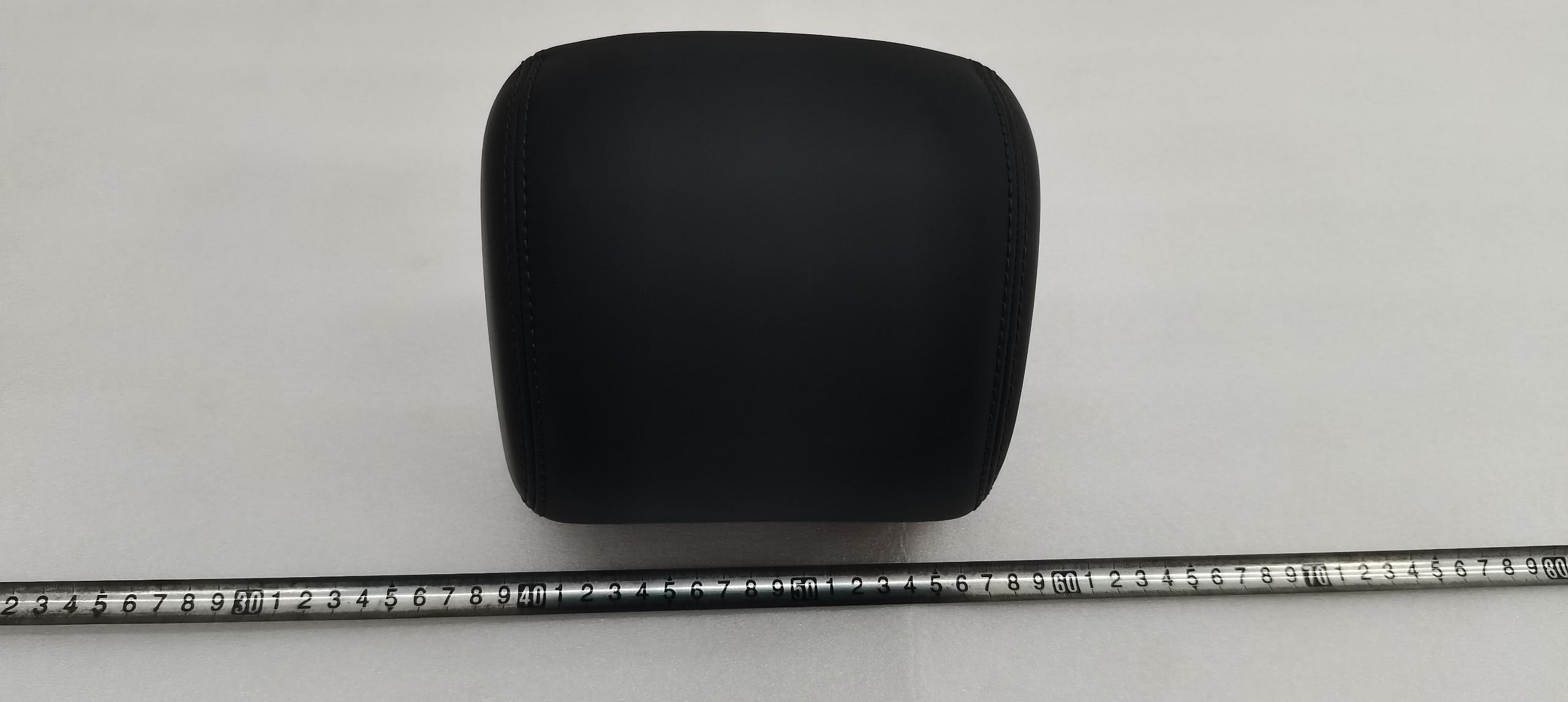 Rear Centre Headrest Assembly - Deep Black 5