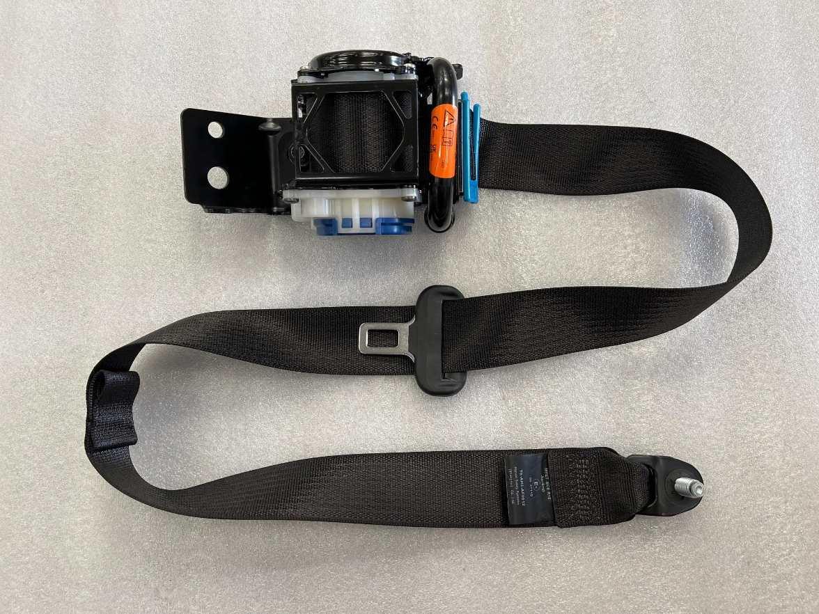 Rear Right Seat Belt Assembly