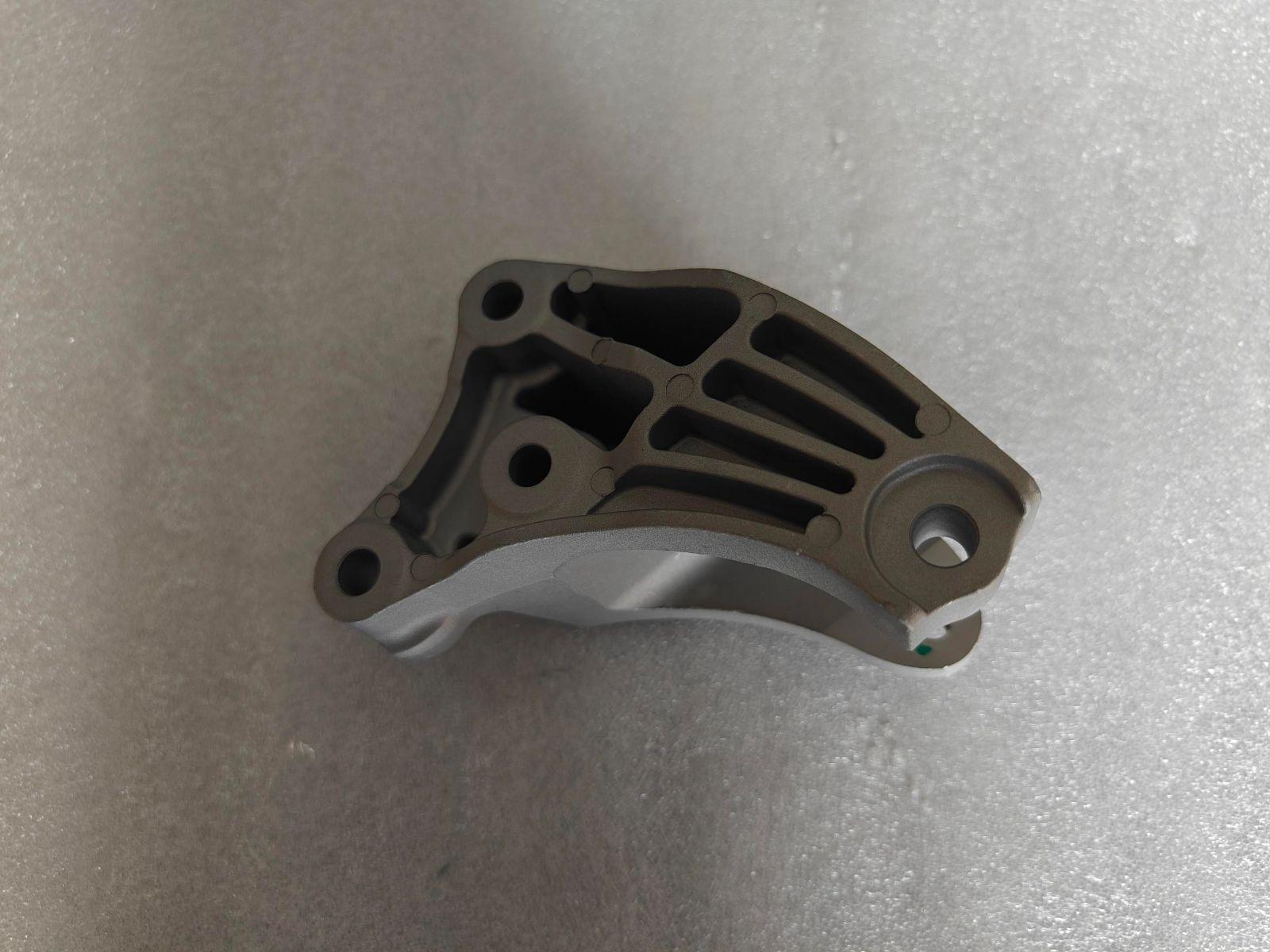 Powertrain Rear Mount Bracket Assembly