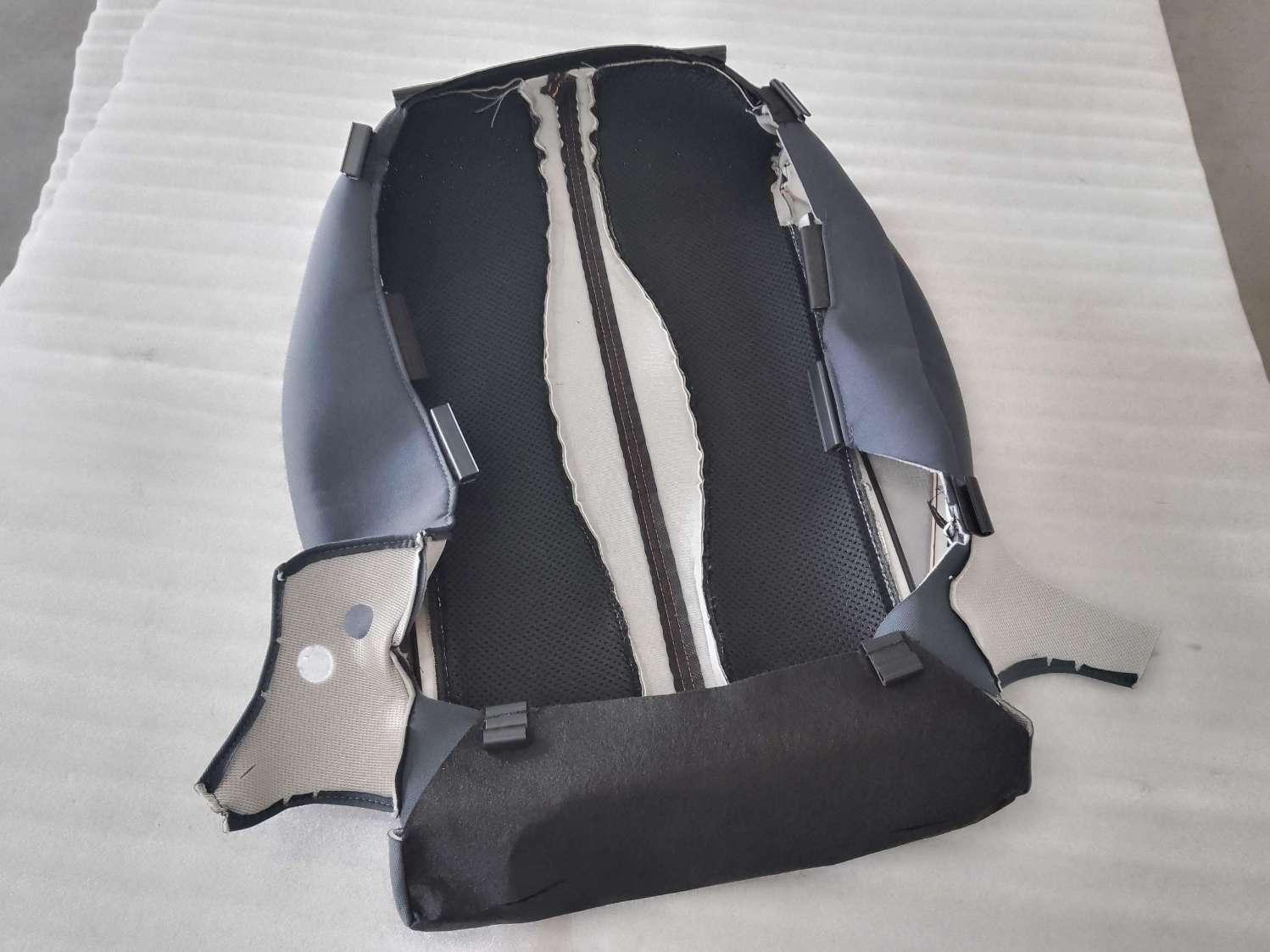 Driver seat cushion cover assembly