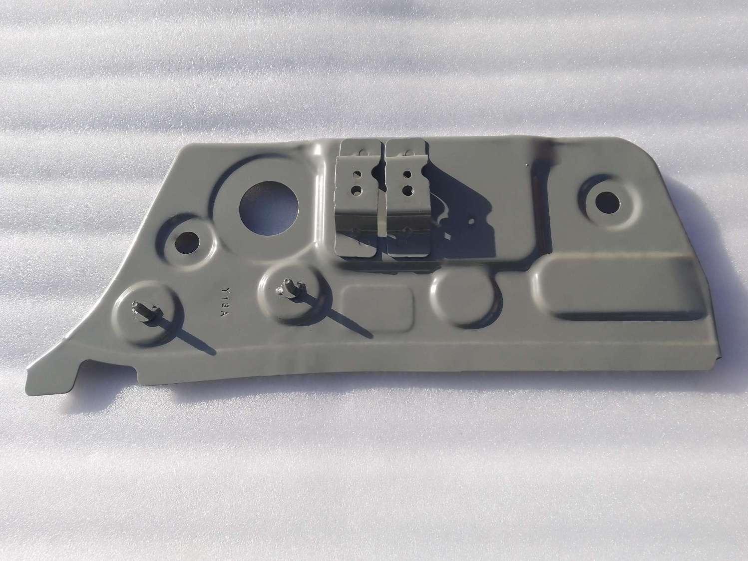 Rear Floor Right Sealing Plate Assembly