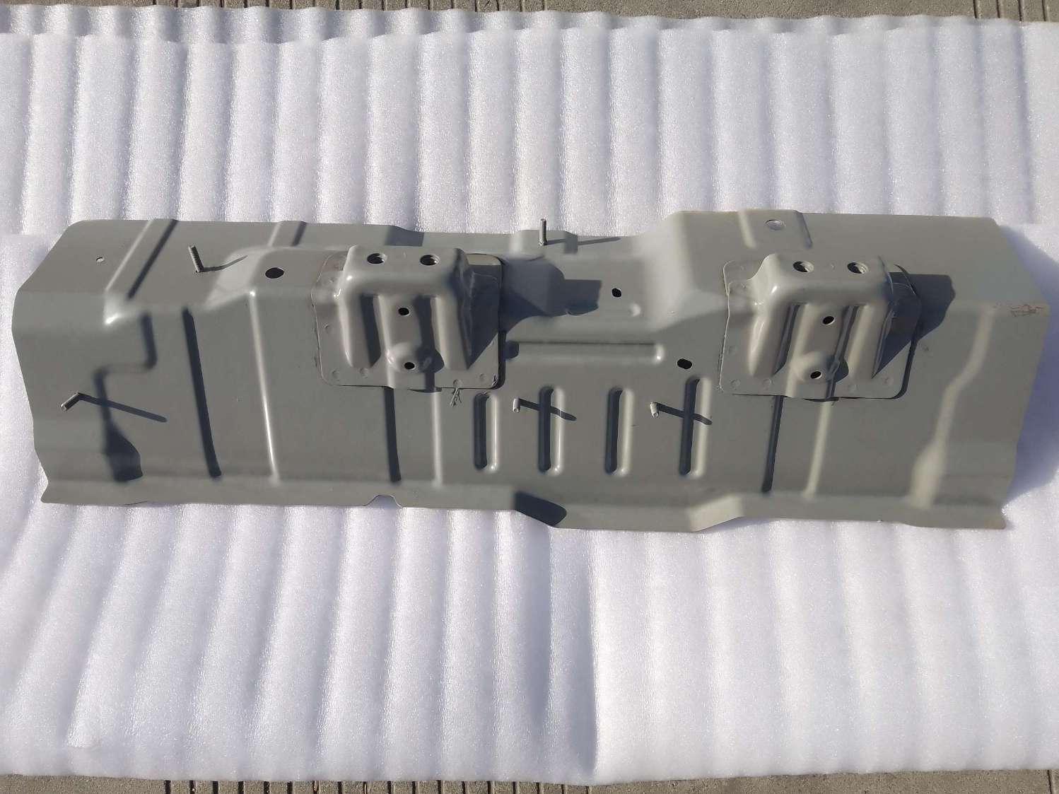 Center Floor Front Cross Member Assembly