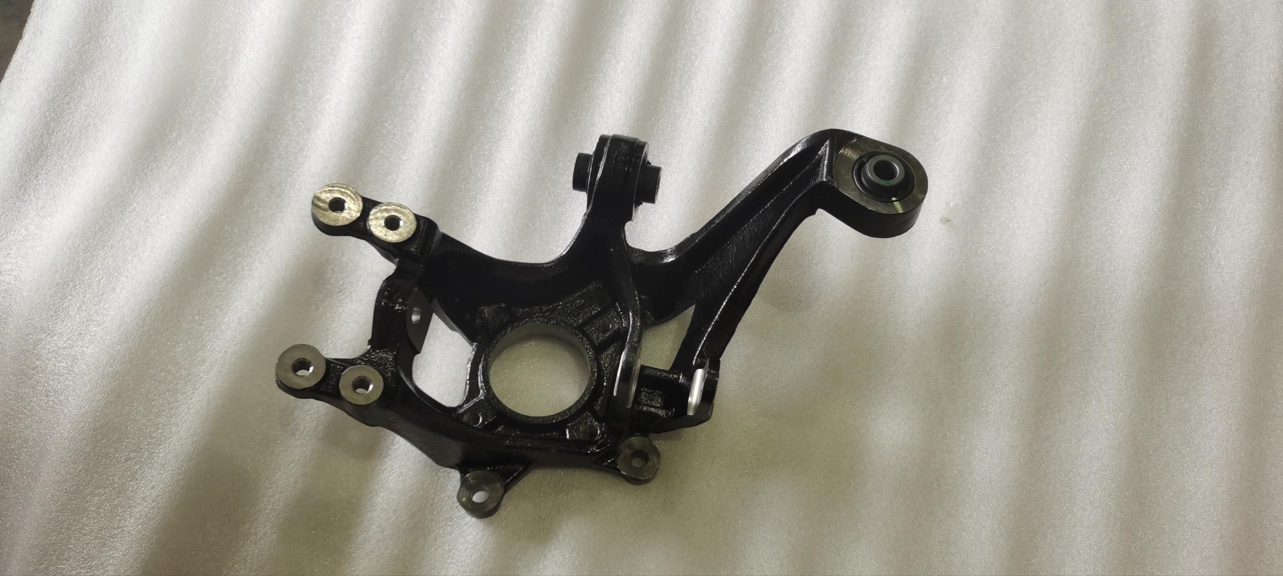 Left Rear Steering Knuckle – Aftermarket Pack