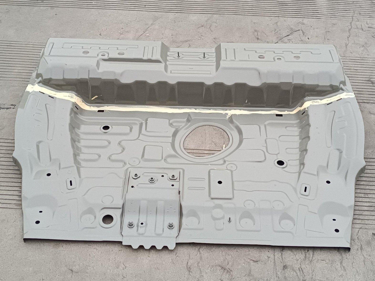Center Floor Panel Assembly