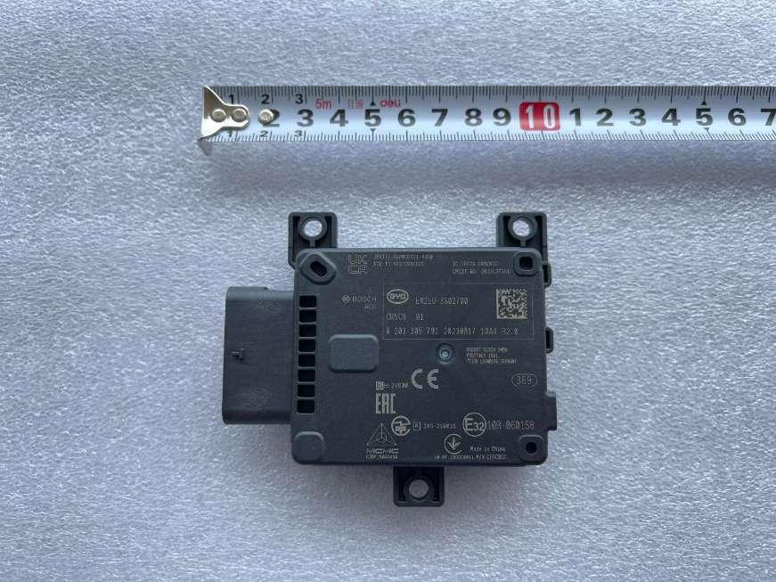 Corner millimeter-wave radar