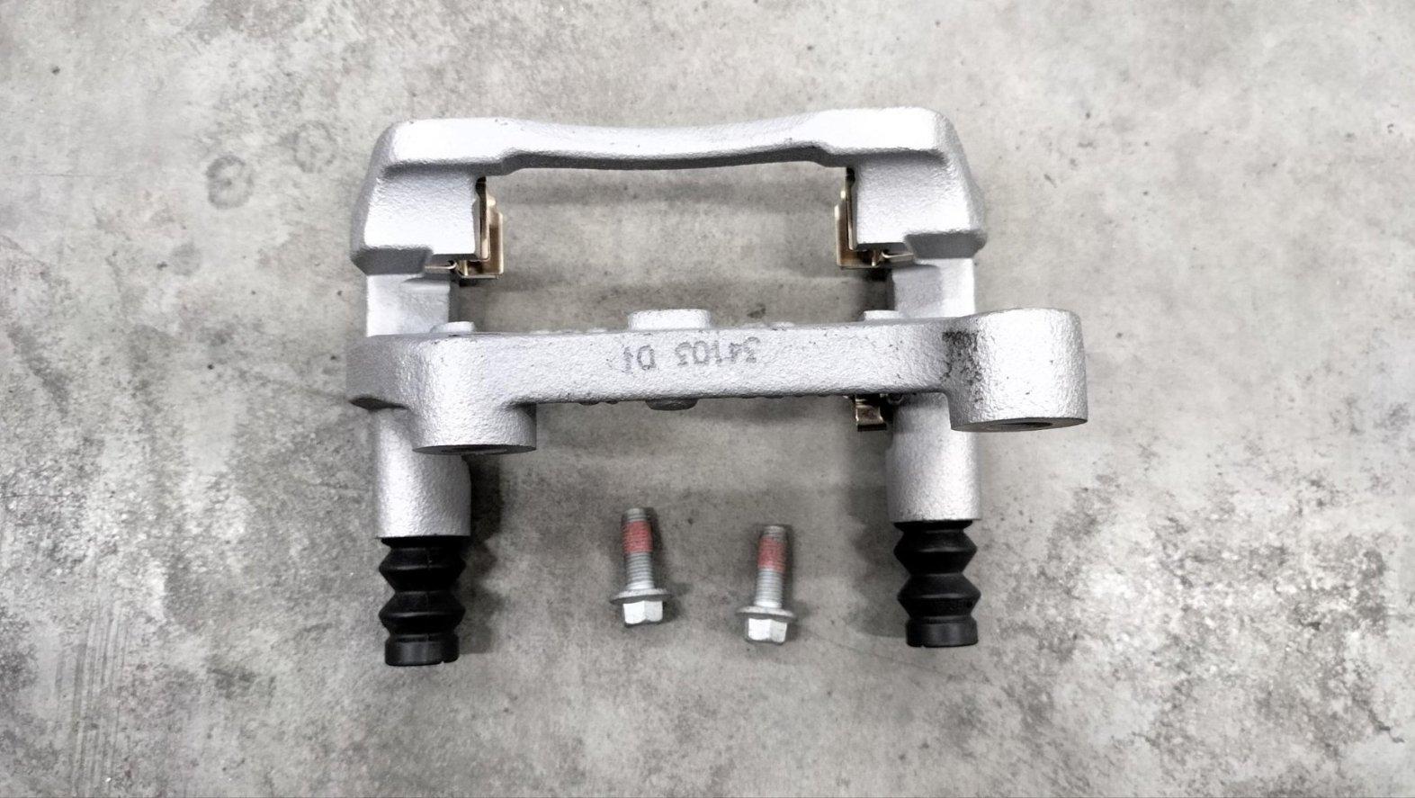 Right Rear Bracket Assembly Aftermarket Kit