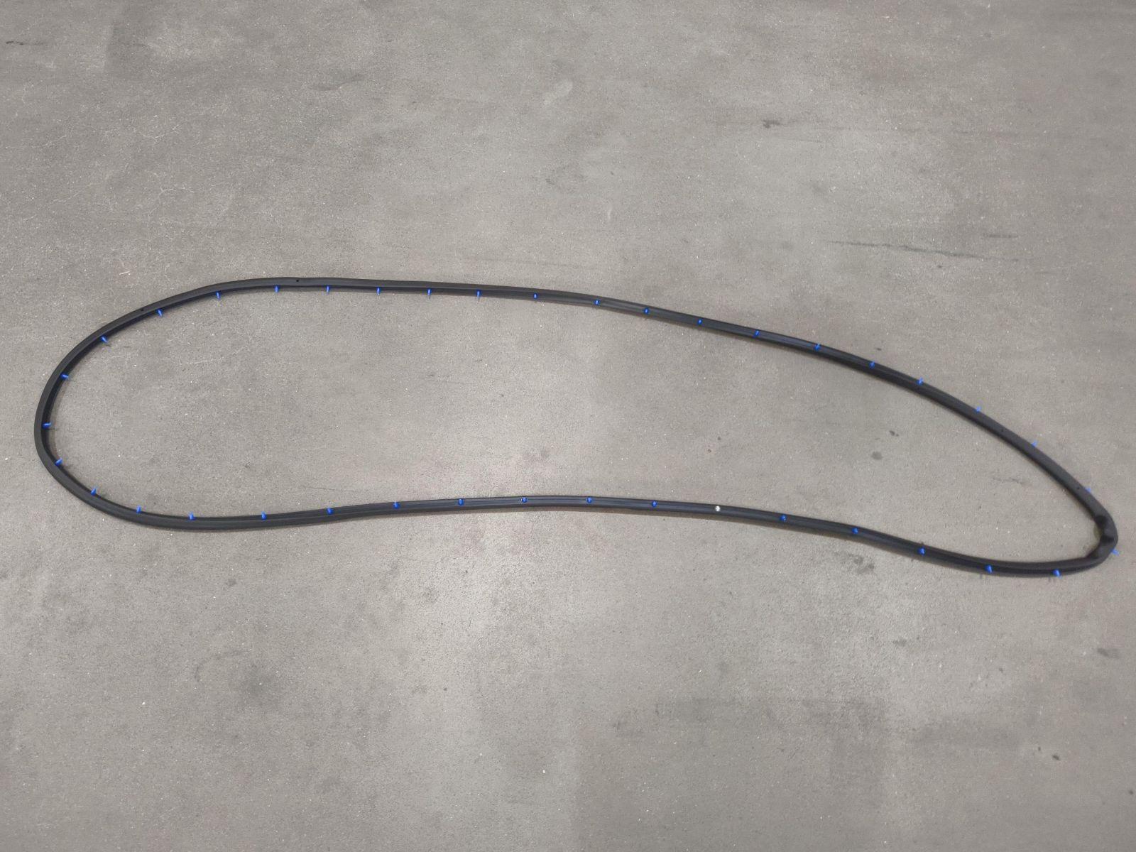 Right front door weatherstrip