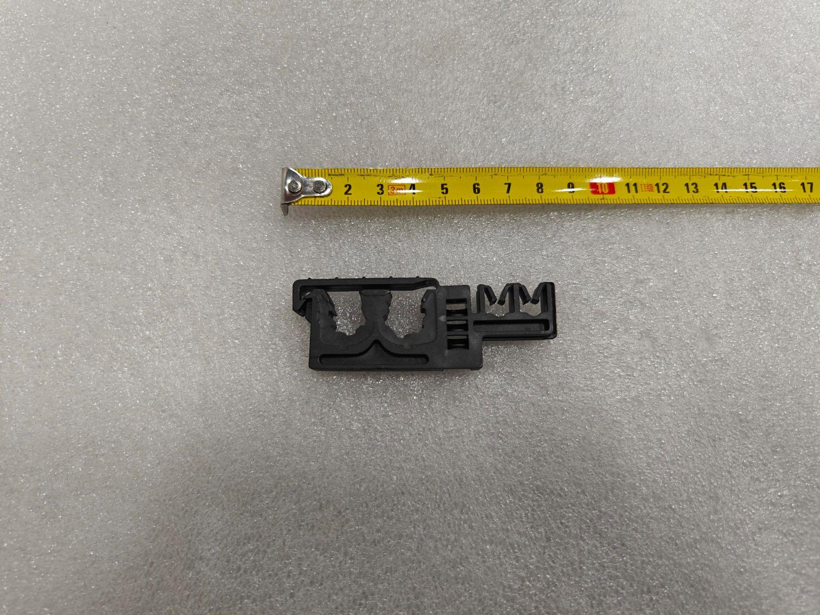BYDQ684B12T-4_Four-Hole Pipe Clamp