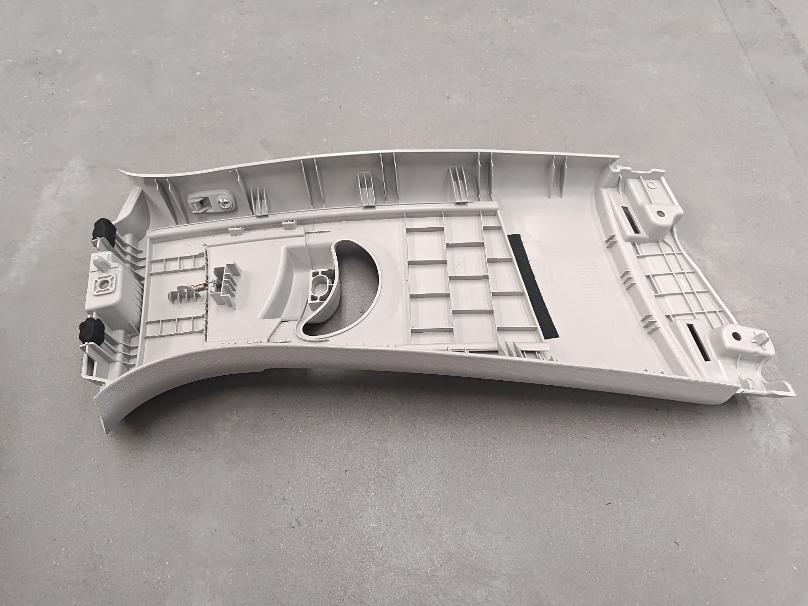 LH B-pillar upper trim panel assembly - Mist Grey