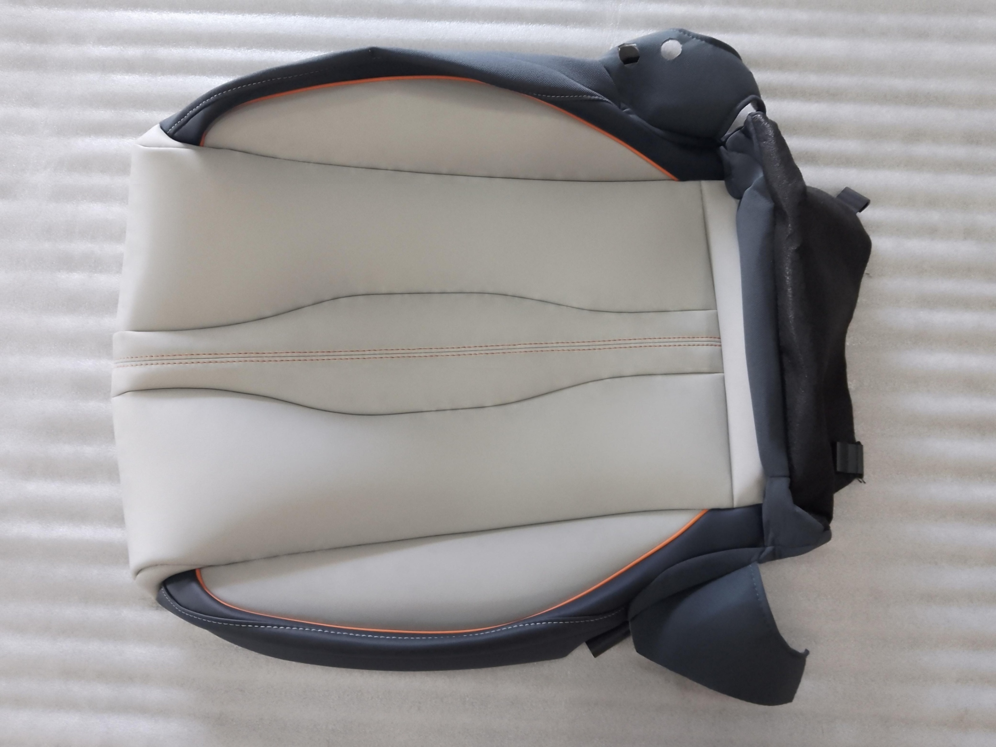 Driver seat cushion cover assembly