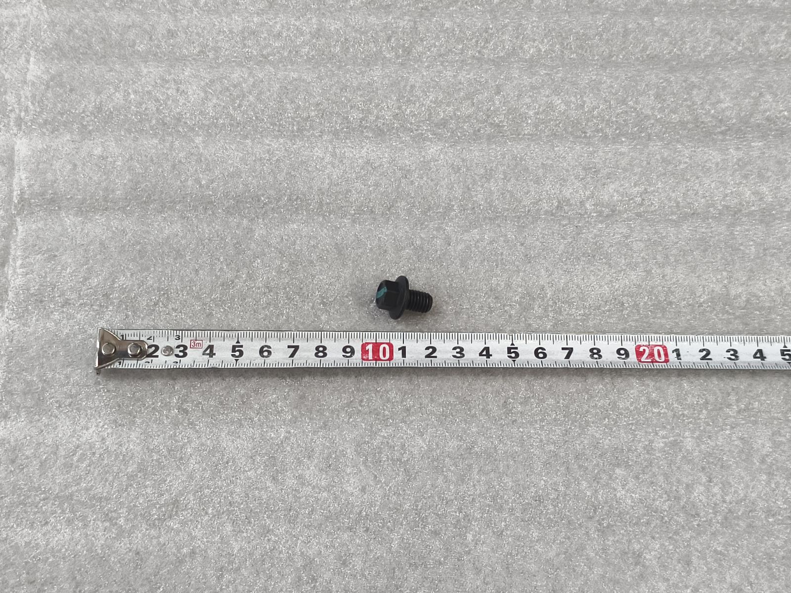 Q1840812T1F62KHP1.25_Hex Flange Bolt