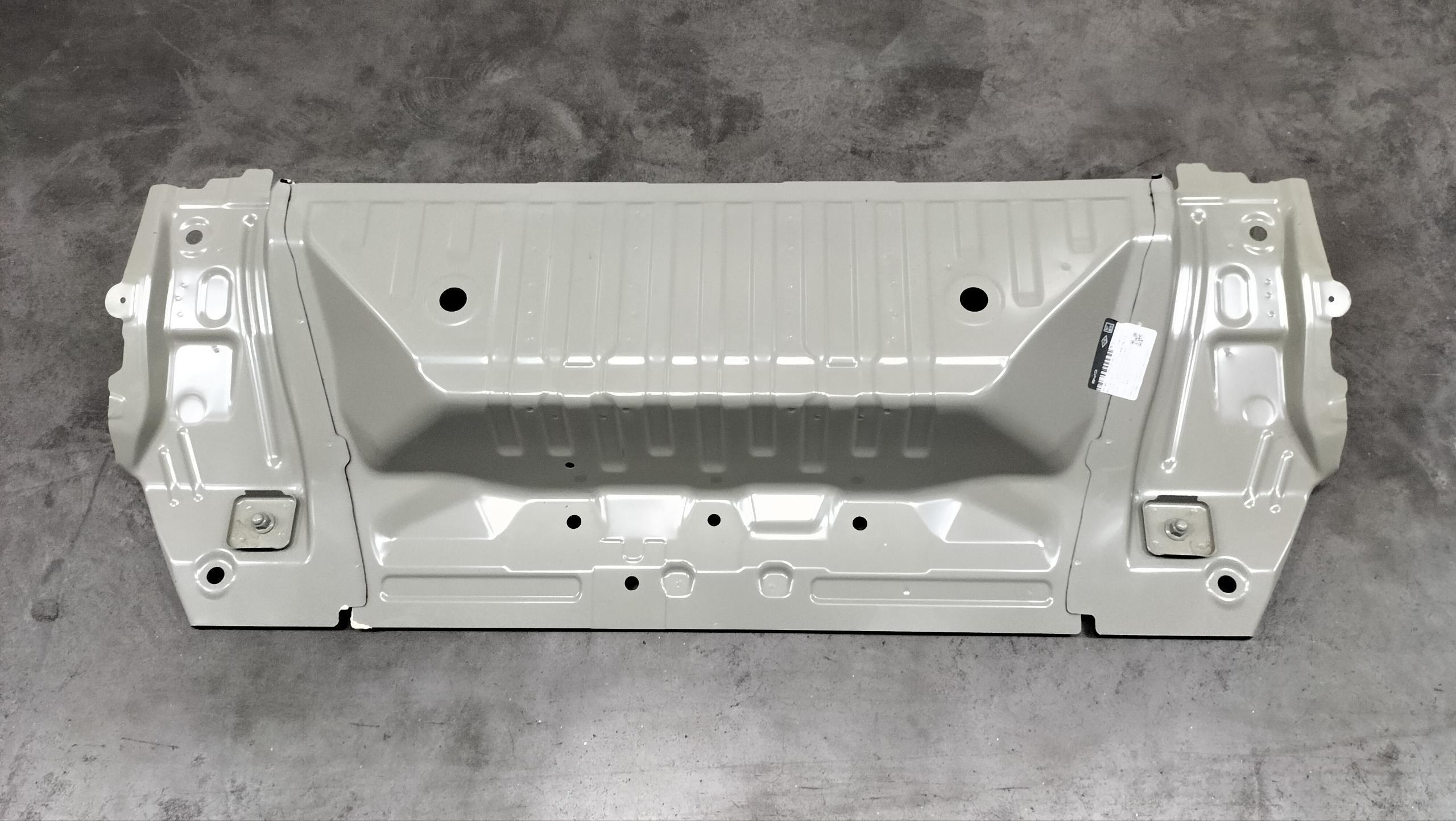 Center Floor Panel Assembly