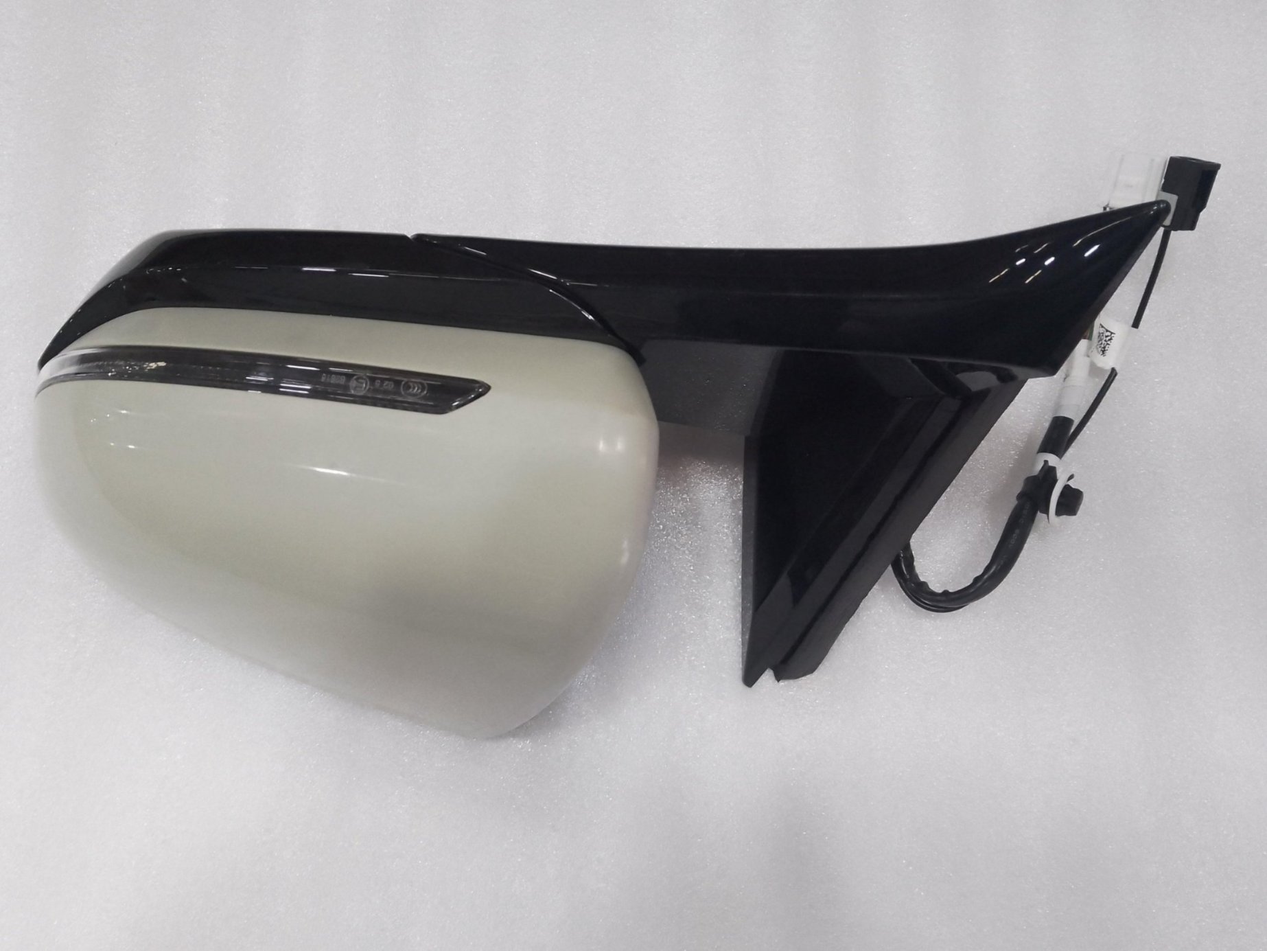 Front Left Exterior Mirror Assembly