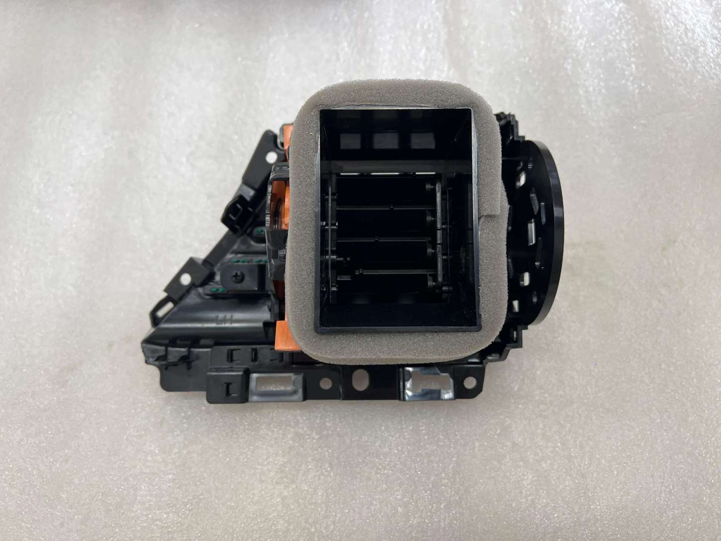 Instrument Panel Left Air Vent Assembly - Sweet Orange