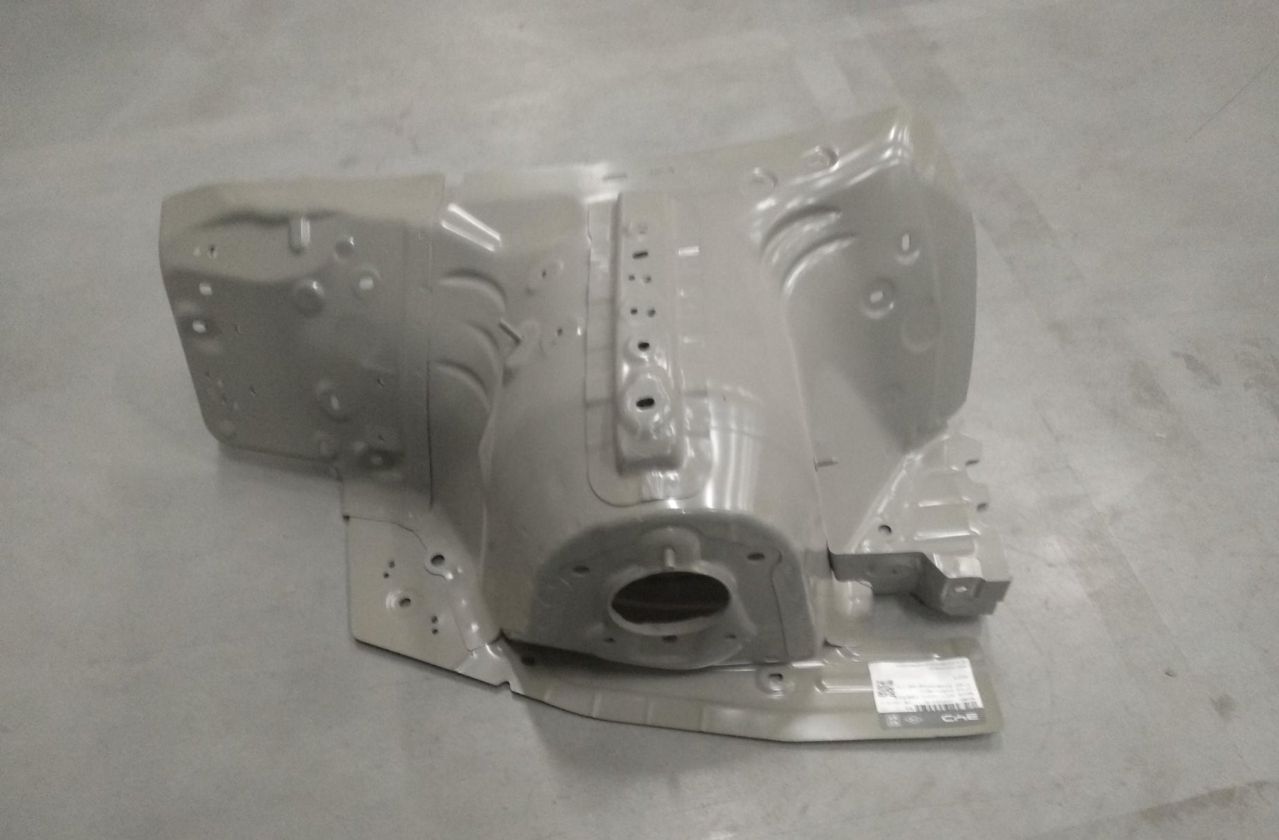 Left front wheel housing assembly