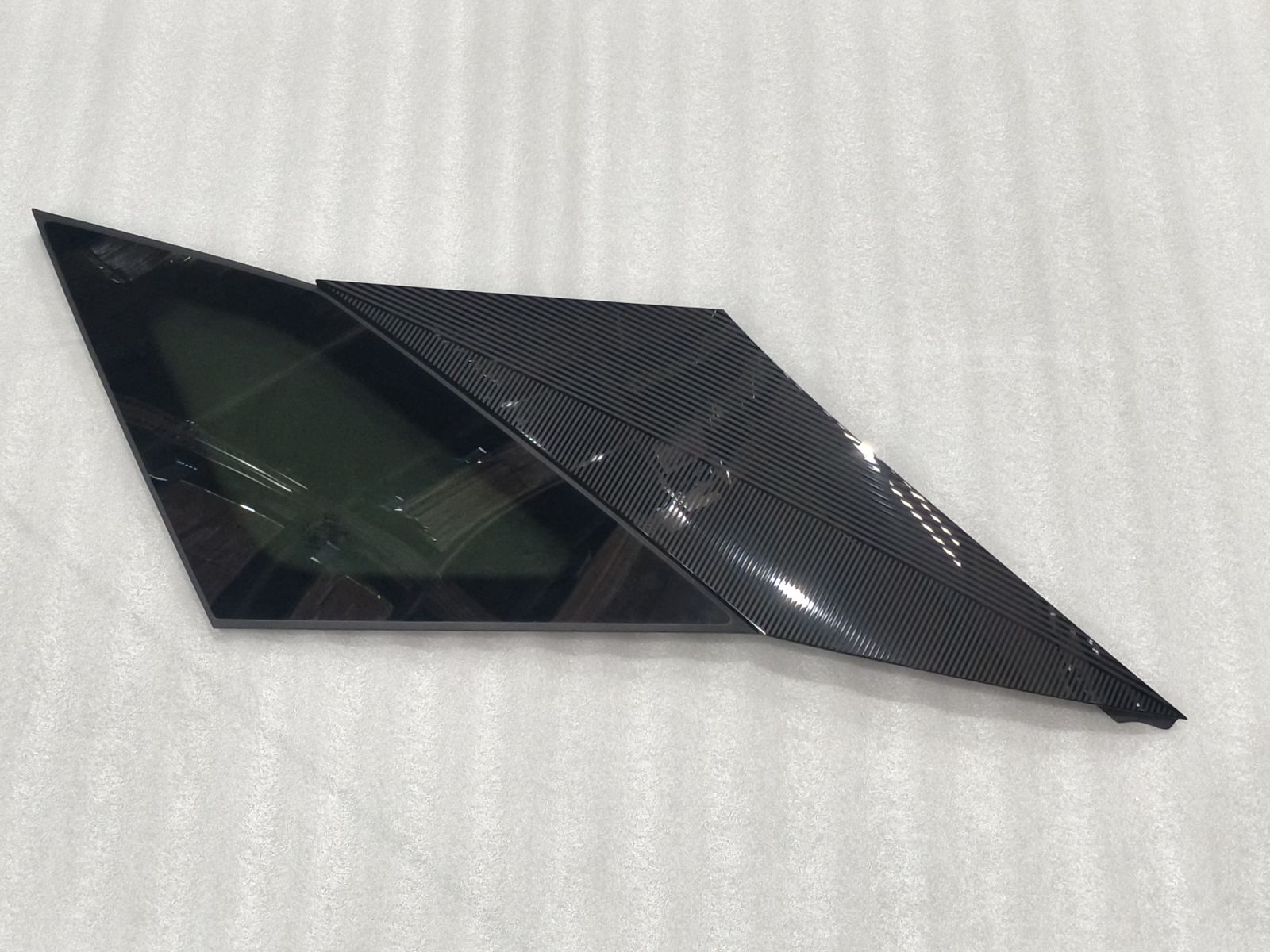 Rear Left Quarter Window Glass Assembly