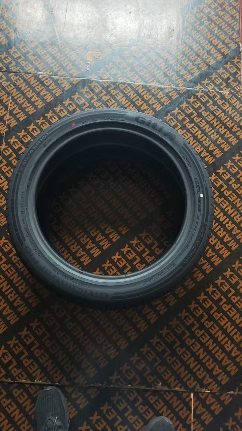 Radial Tire